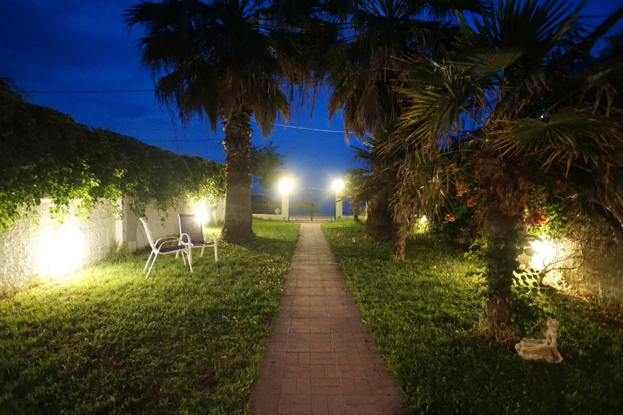 Villa Avdira Seaside House Extérieur photo